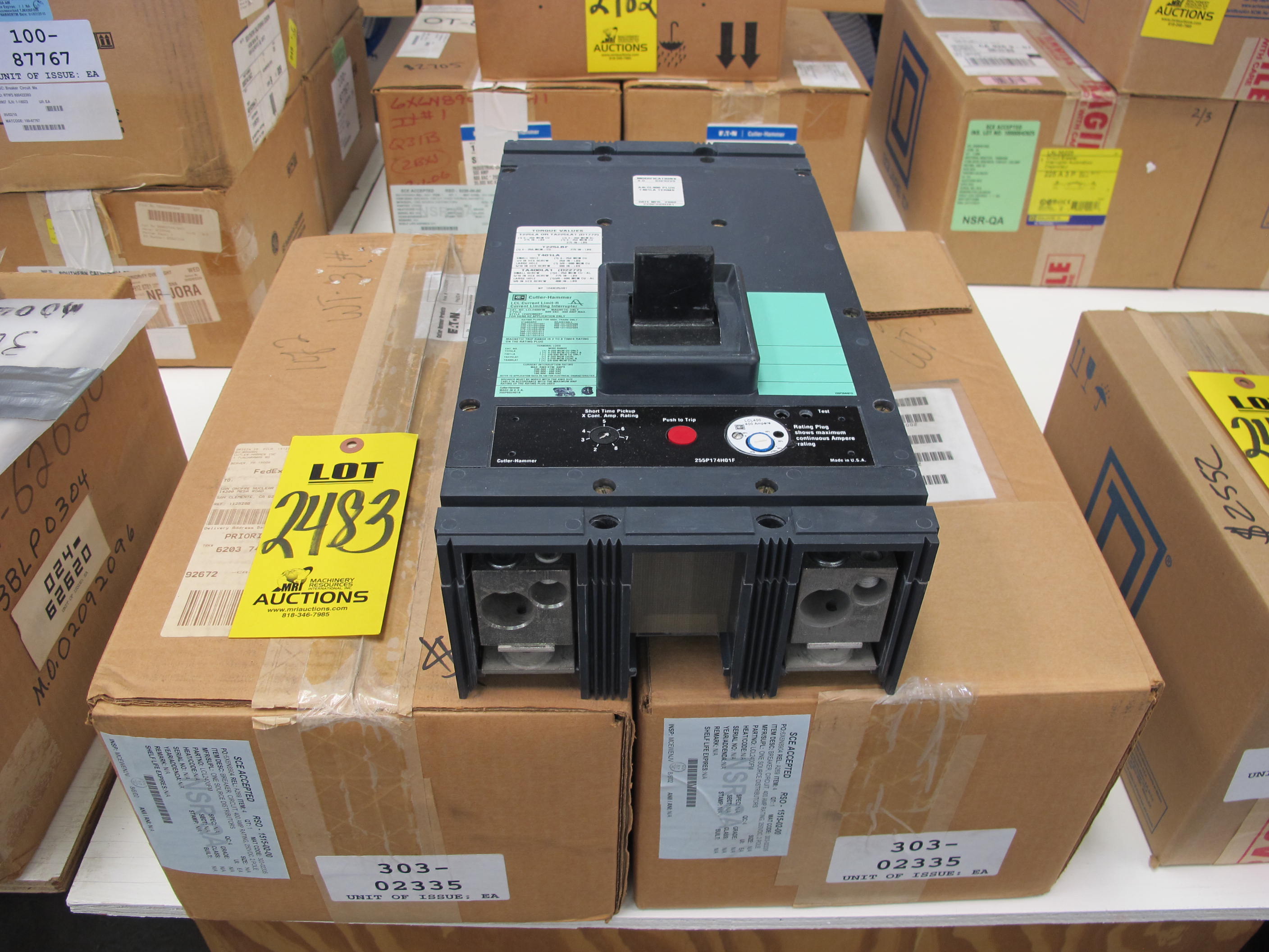 LOT (2) BREAKERS, CIRCUIT TYPE, 400 AMP RATING, 250VDC VOLT RATING, 2 POLE, MOLDED CASE KIND. COMPLETE PART NUMBER LCL2400FM+A4LCL400+(4)T401LA, PART # LCL2400FM (W-44) LOADING & HANDLING FEE $5-